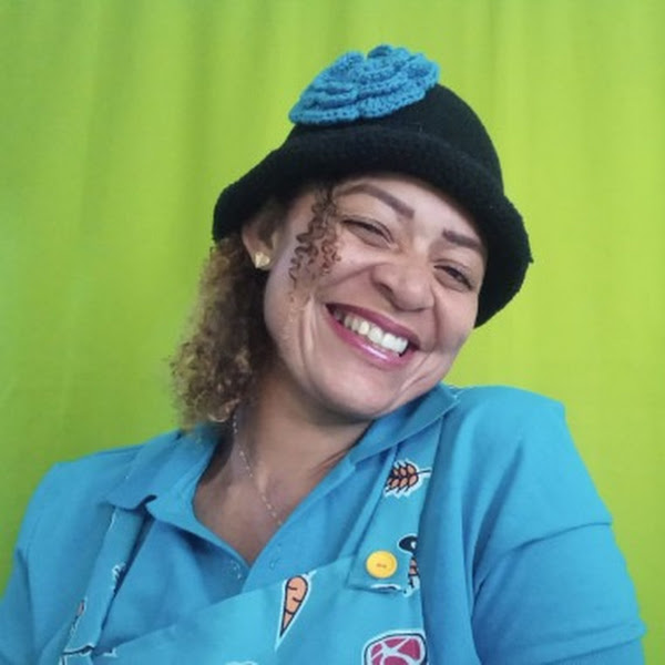 Tia Claudinha